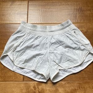 Lululemon white tracker shorts size 10